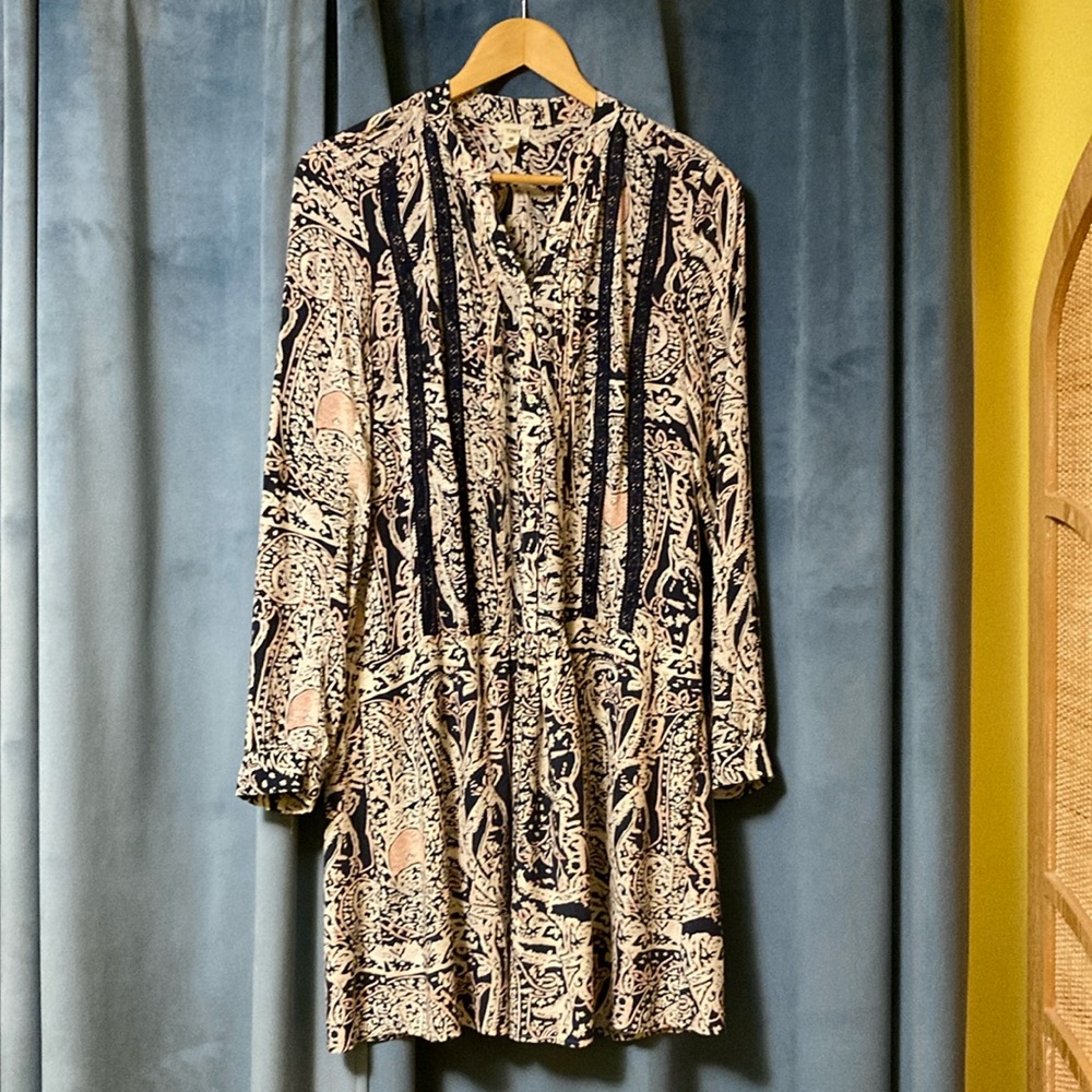 Anthropologie Tiny dress, M, drop waist, long sleeve, flattering silhouette.